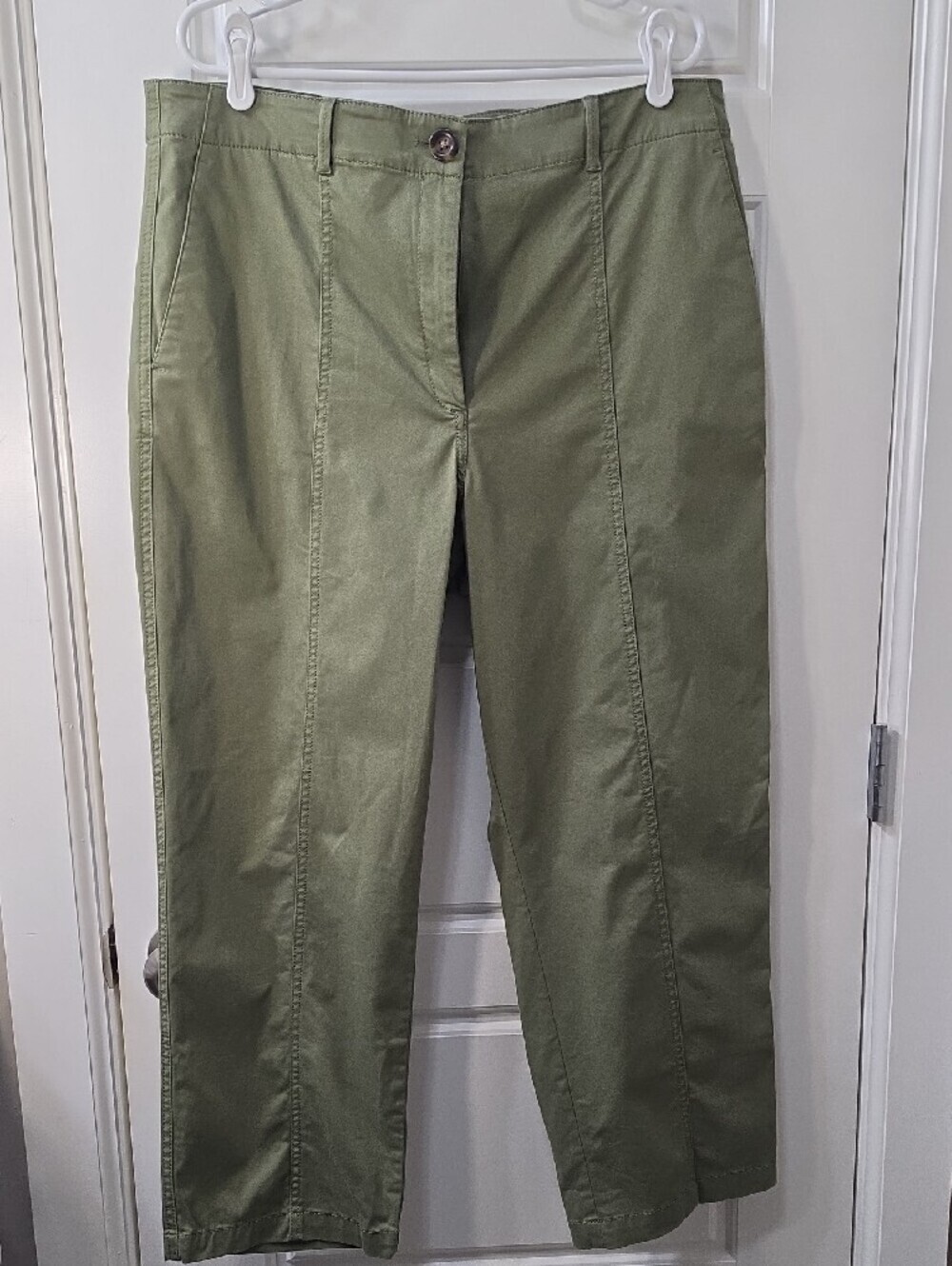 Ann Taylor Weekend Olive Green Pants | Size 16 - Picture 7 of 7